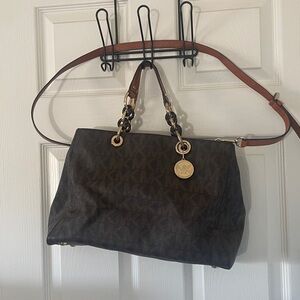 MICHAEL Michael Kors Brown Signature Coated Canvas Medium Cynthia Tote Purse